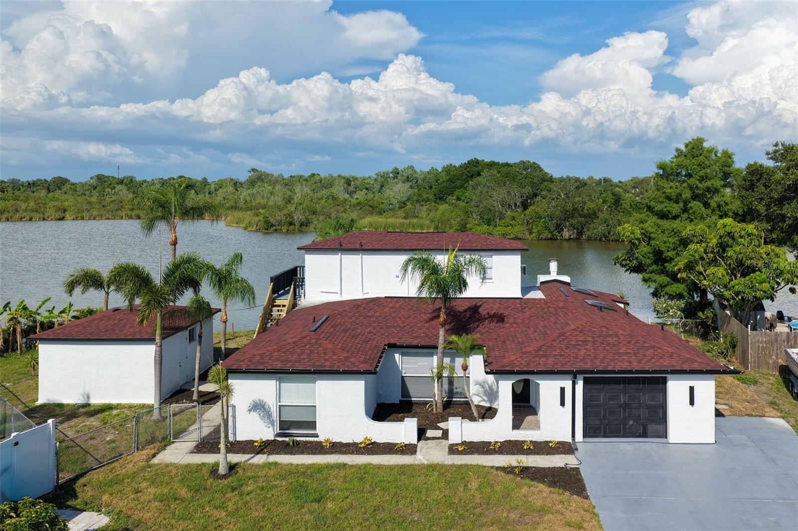 1220 STOVER COURT