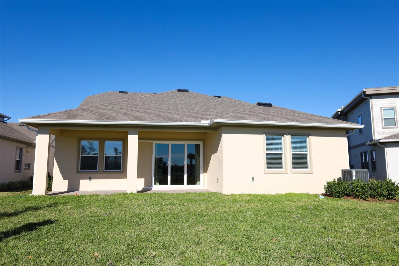 LAUREATE PK PCL N-2 PH 1 - Residential Lease