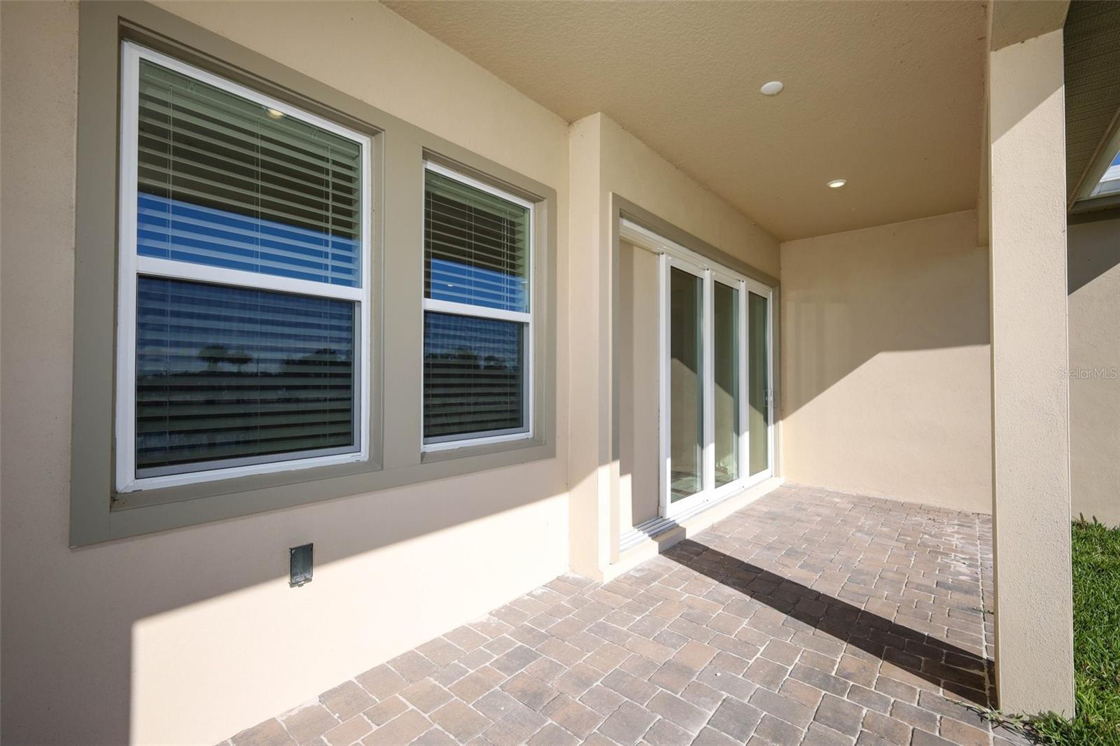 LAUREATE PK PCL N-2 PH 1 - Residential Lease