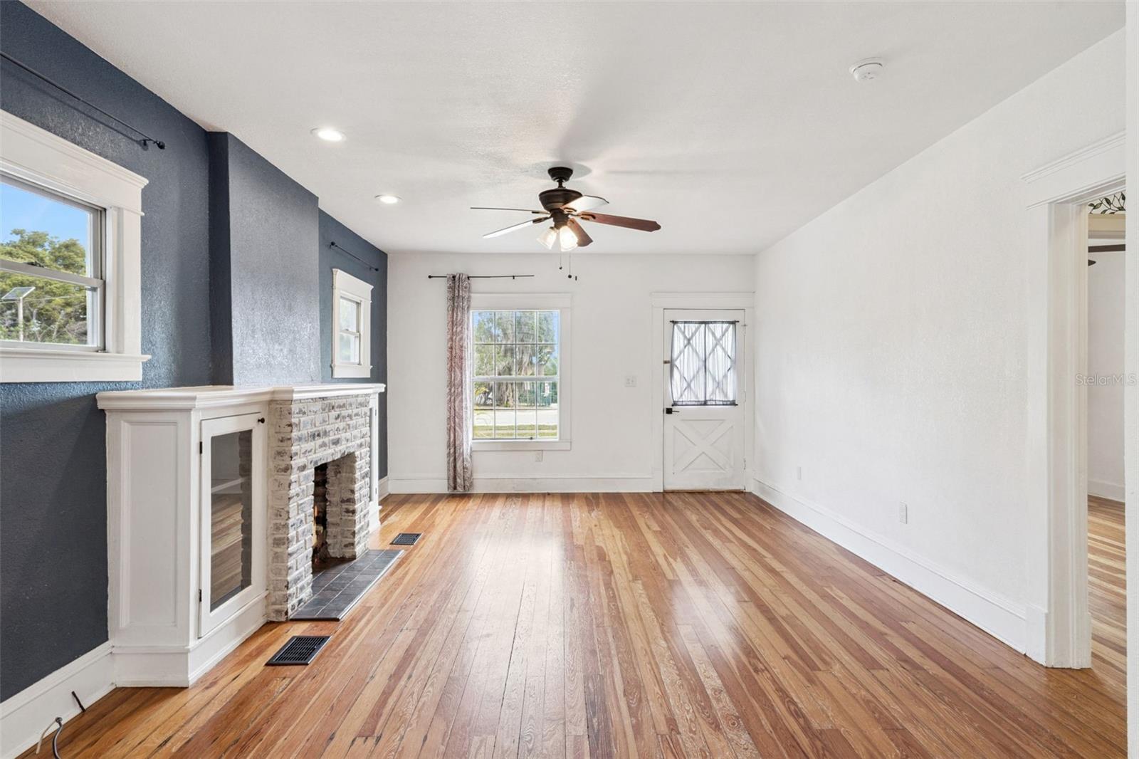 1016 WASHINGTON AVENUE