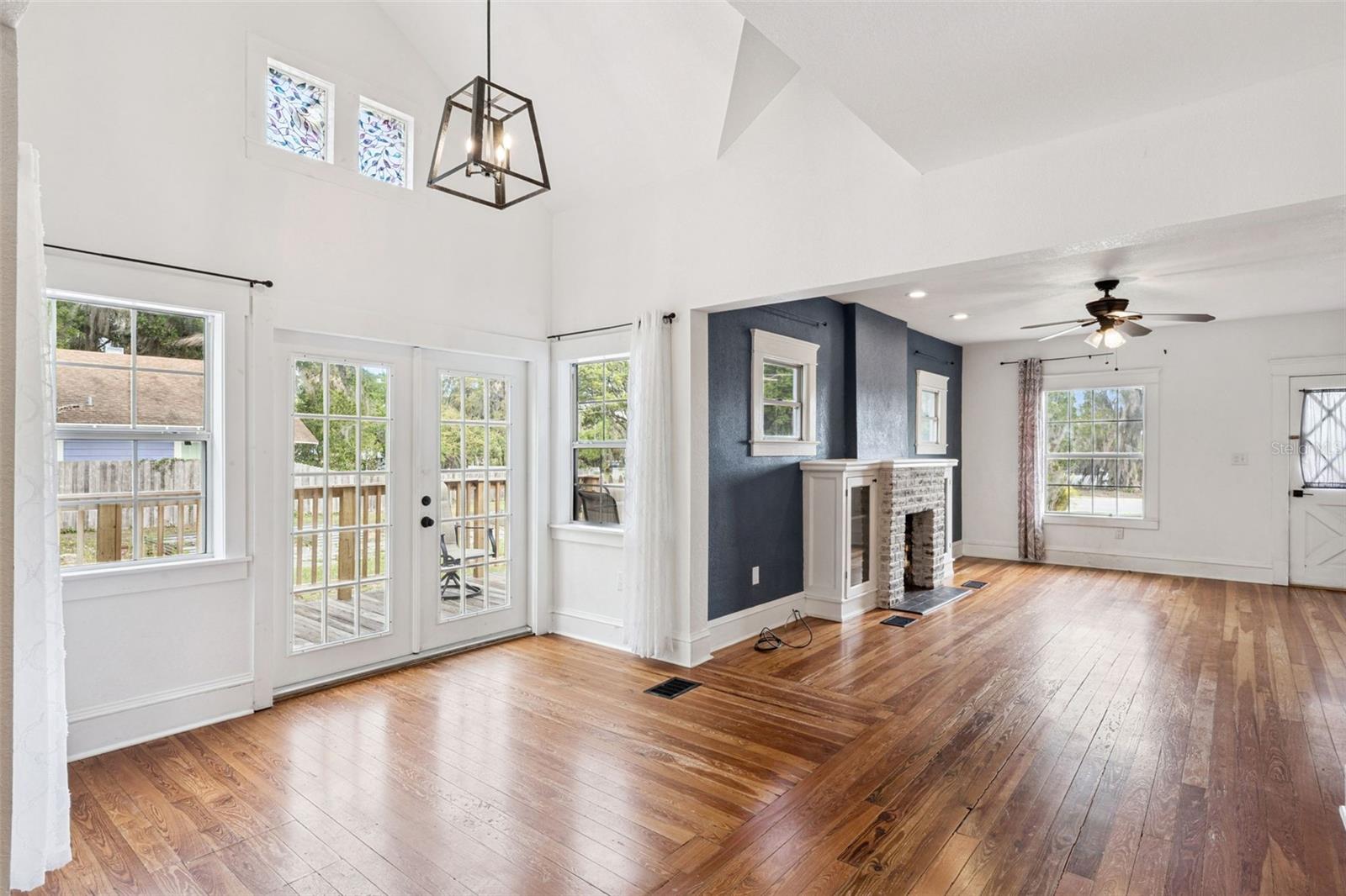 1016 WASHINGTON AVENUE