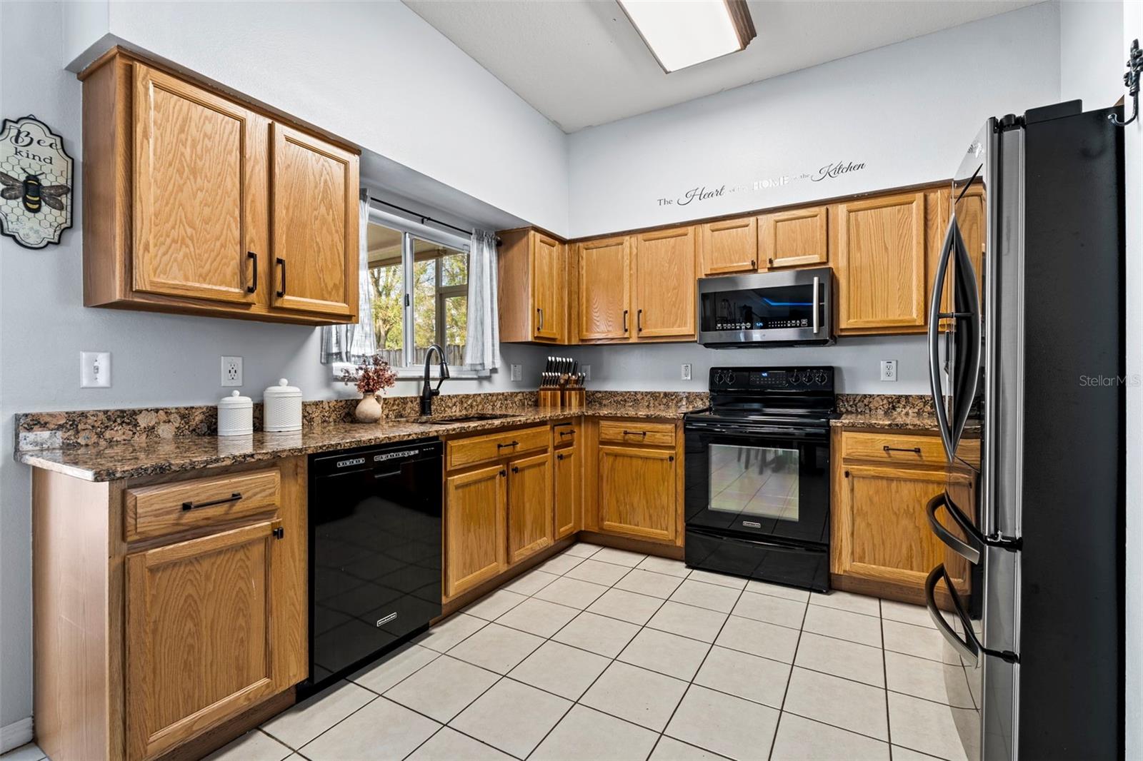 CHAPEL PINES A & B PH 02 01C - Residential