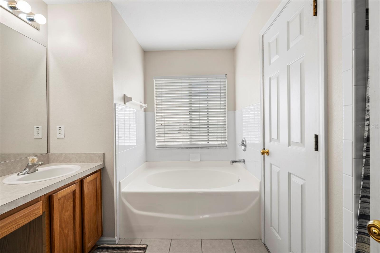 CHAPEL PINES A & B PH 02 01C - Residential