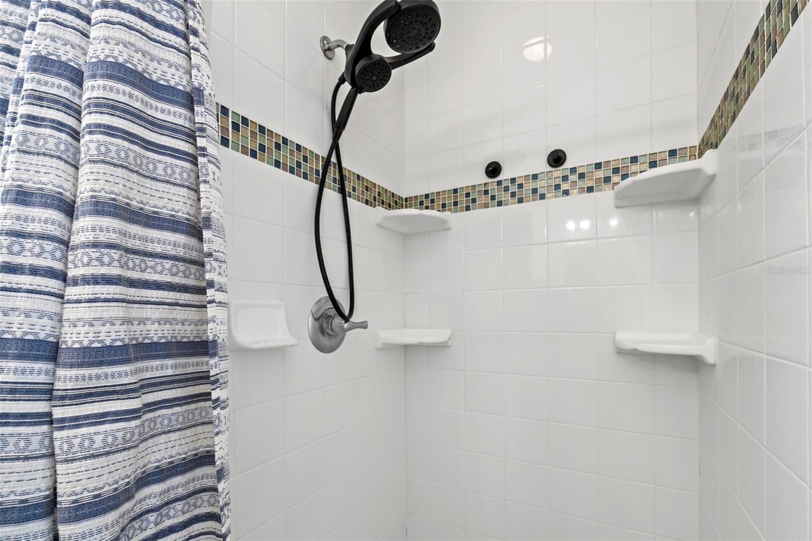 CHAPEL PINES A & B PH 02 01C - Residential