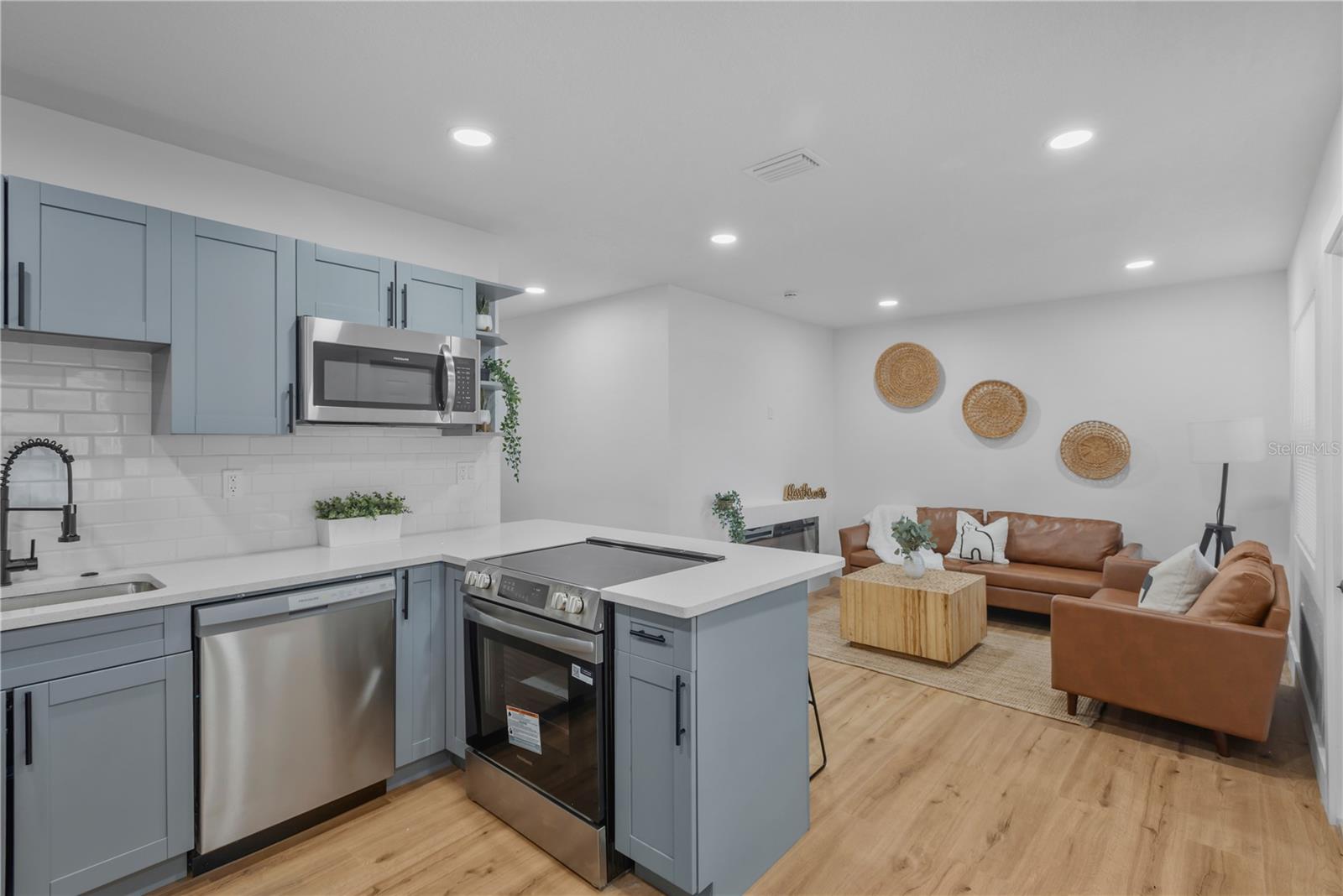 ROOSEVELT PARK ADD - Residential