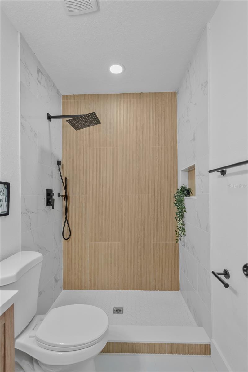 ROOSEVELT PARK ADD - Residential