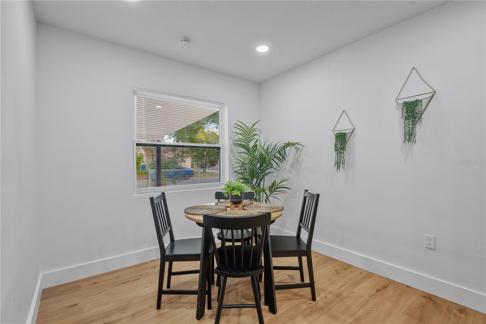 ROOSEVELT PARK ADD - Residential