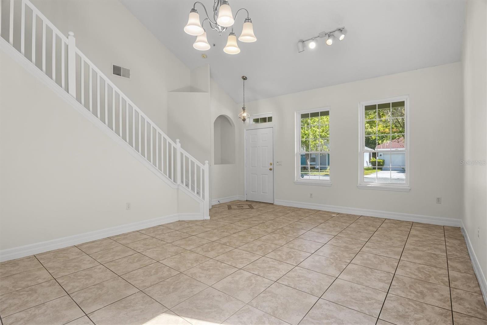 10550 EASTPARK WOODS DRIVE