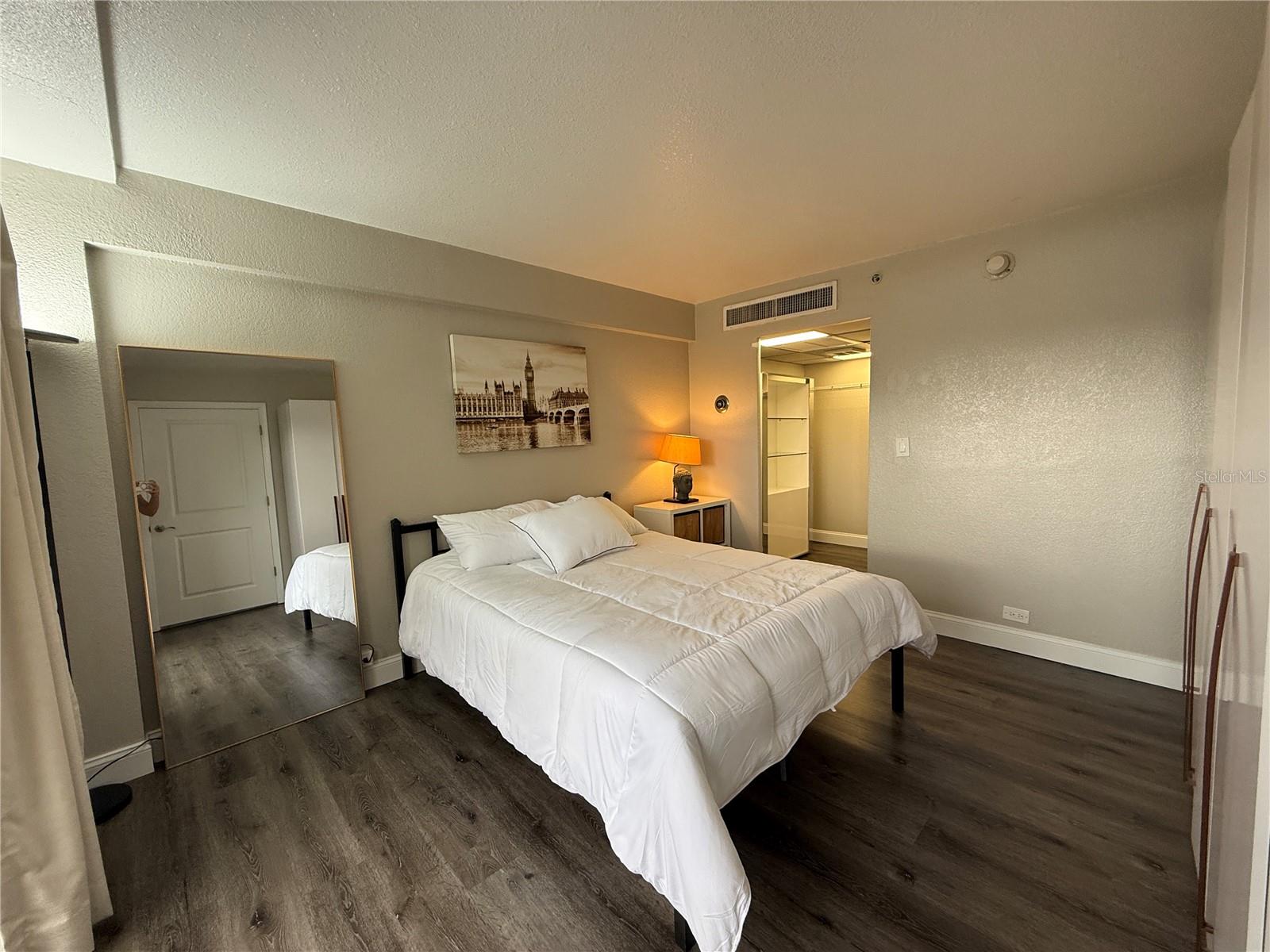 151 E WASHINGTON STREET 321