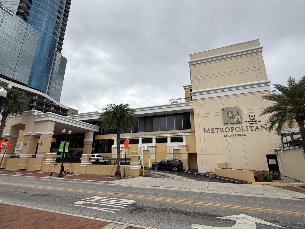 Photo of 151 E Washington Street #321, Orlando, FL 32801 (MLS # O6383030)