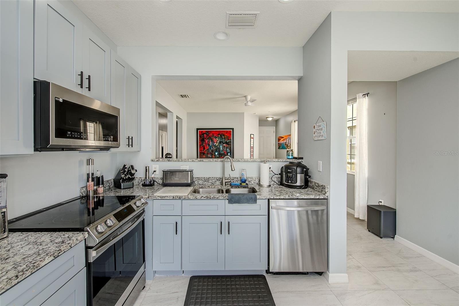 SOUTH BAY LAKES UNIT 02 - Residential