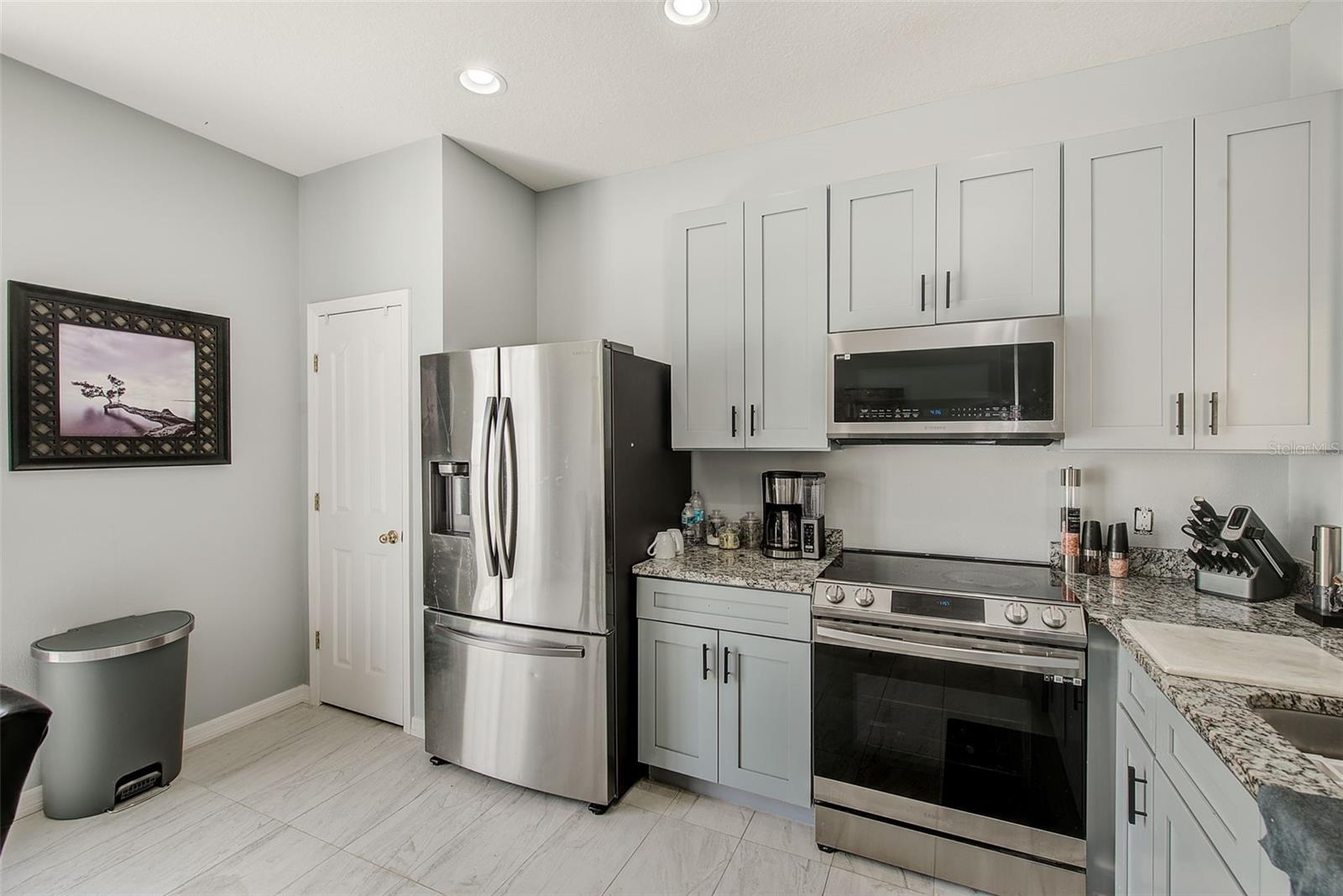 SOUTH BAY LAKES UNIT 02 - Residential