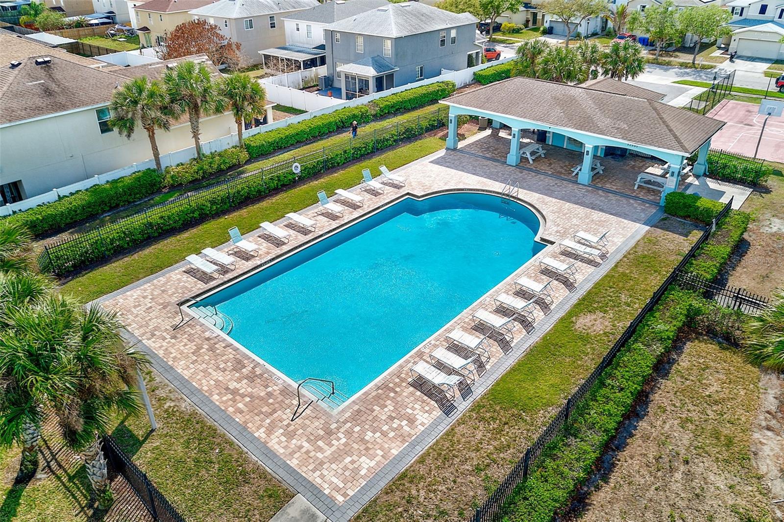 SOUTH BAY LAKES UNIT 02 - Residential