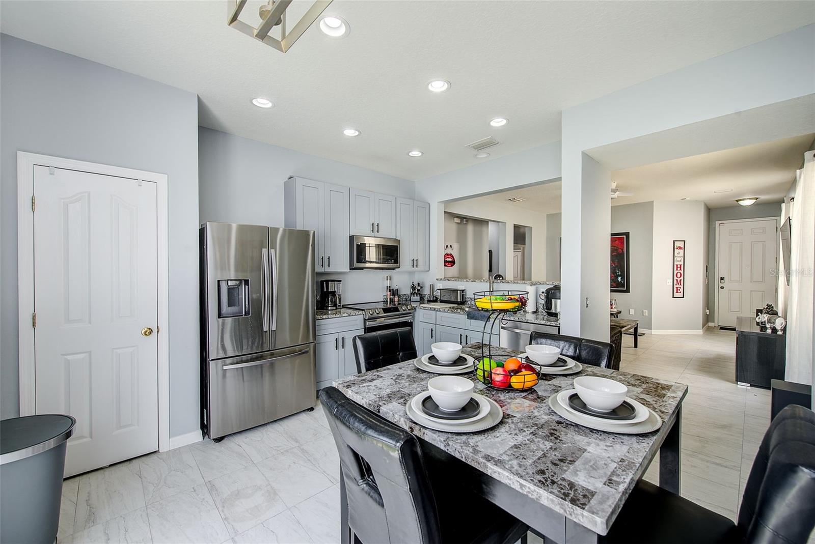 SOUTH BAY LAKES UNIT 02 - Residential