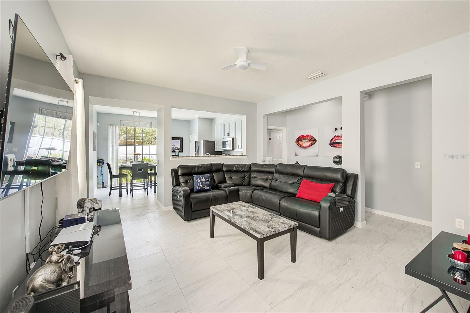 SOUTH BAY LAKES UNIT 02 - Residential