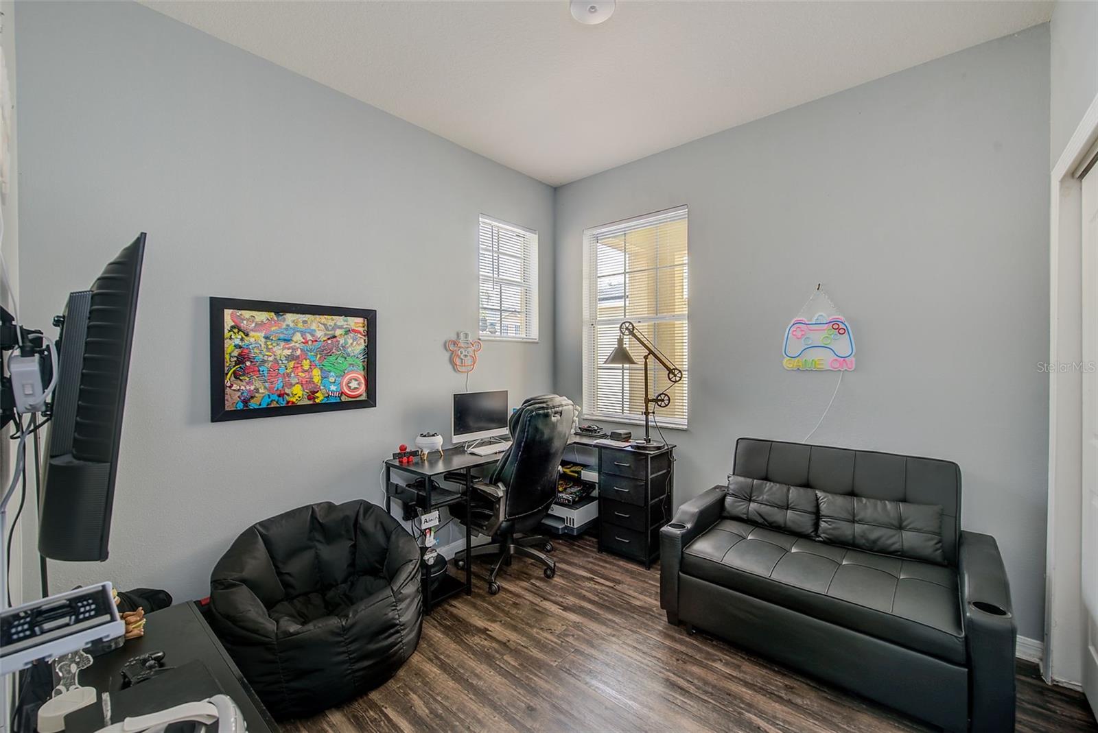 SOUTH BAY LAKES UNIT 02 - Residential