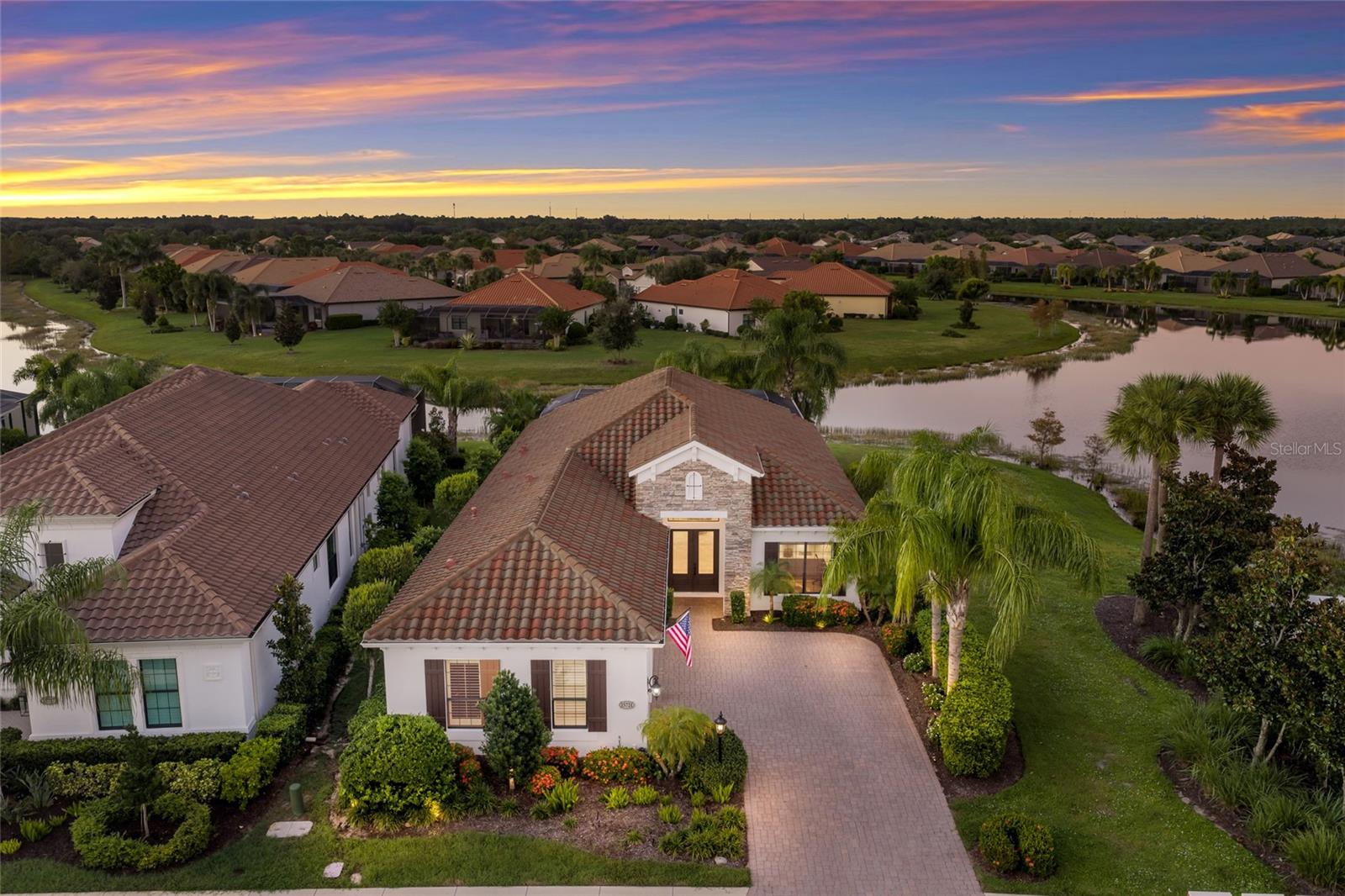 15721 CASTLE PARK TERRACE, LAKEWOOD RANCH, FL, 34202 1 15721 CASTLE PARK TERRACE