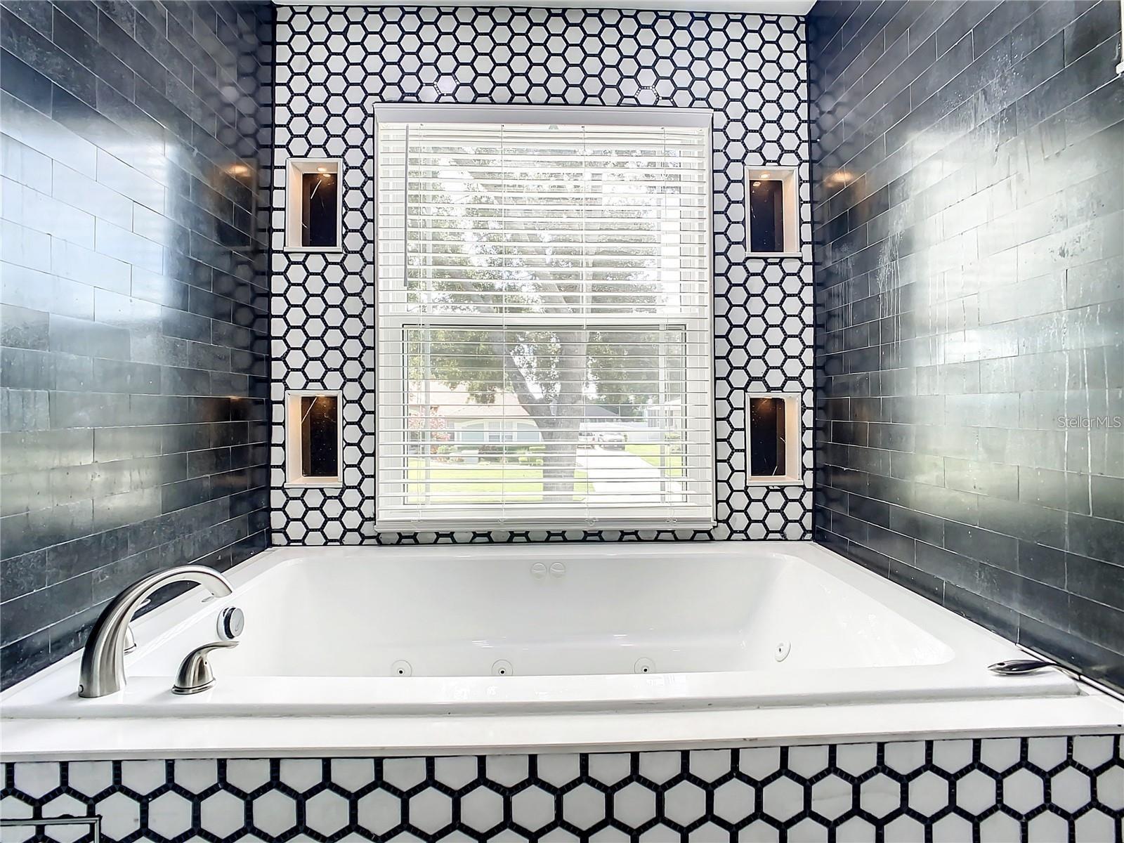 BLOOMFIELD HILLS PH 01 - Residential