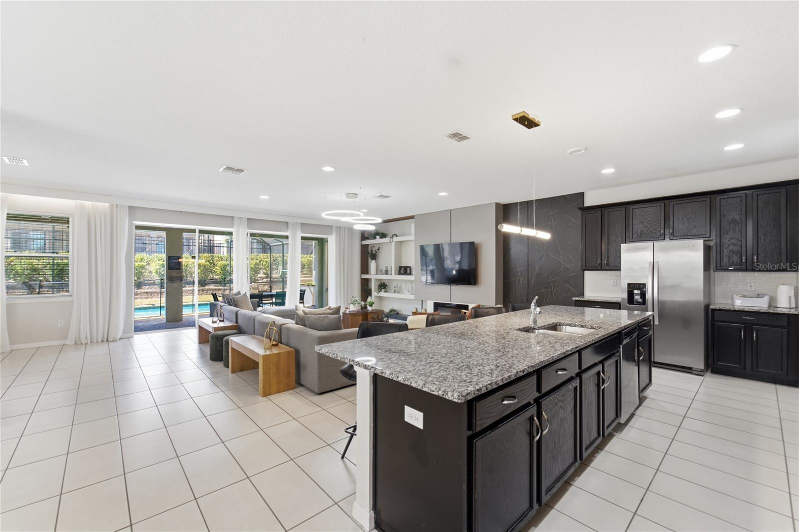 SOLARA RESORT - Residential