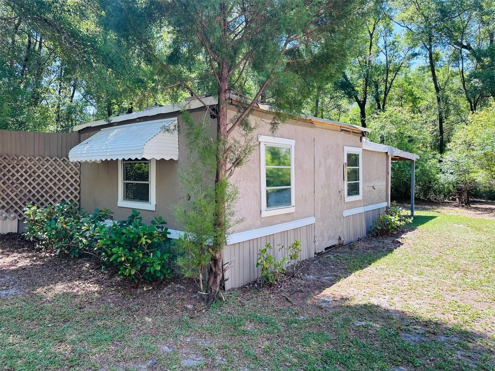 CEDAR PINES - Residential