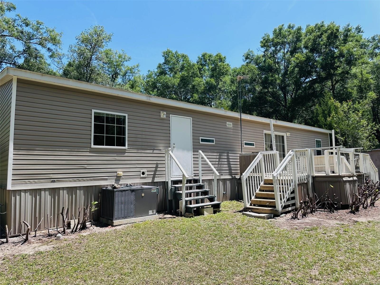 CEDAR PINES - Residential