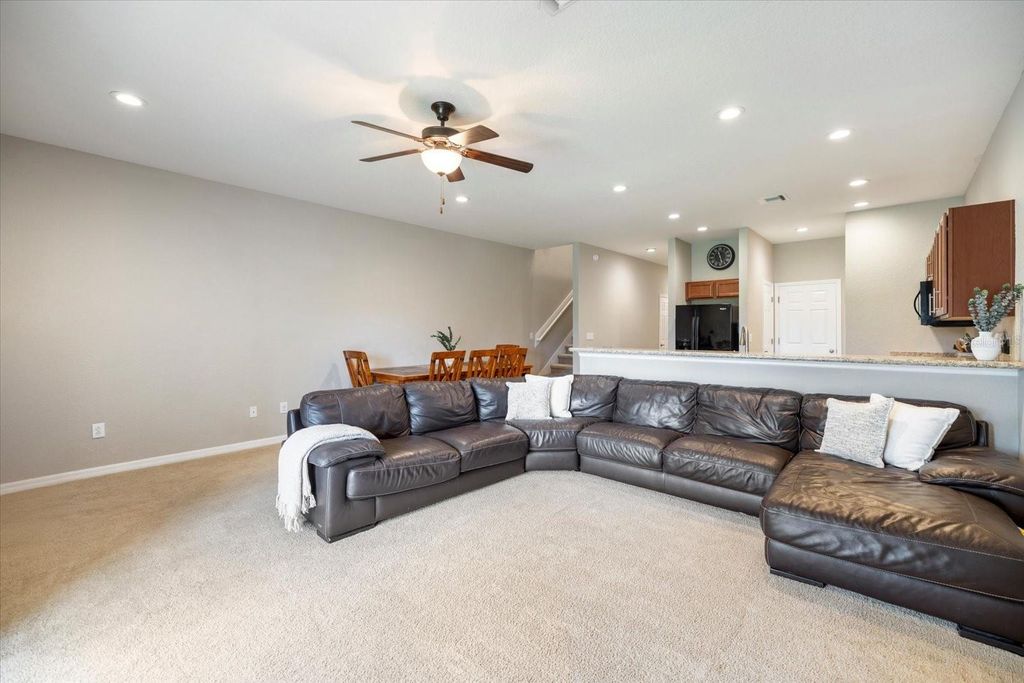 Photo of 4708 Vignette Way, Sarasota, FL 34240 (MLS # N6144033)