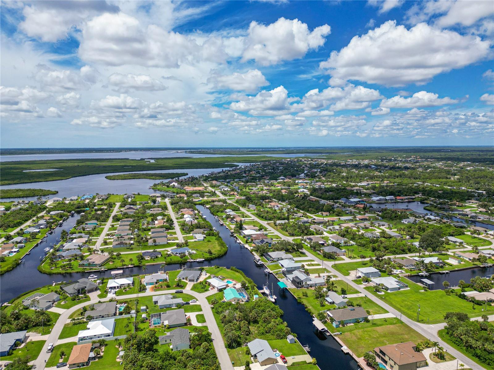 PUNTA GORDA ISLES SEC 79 - Land