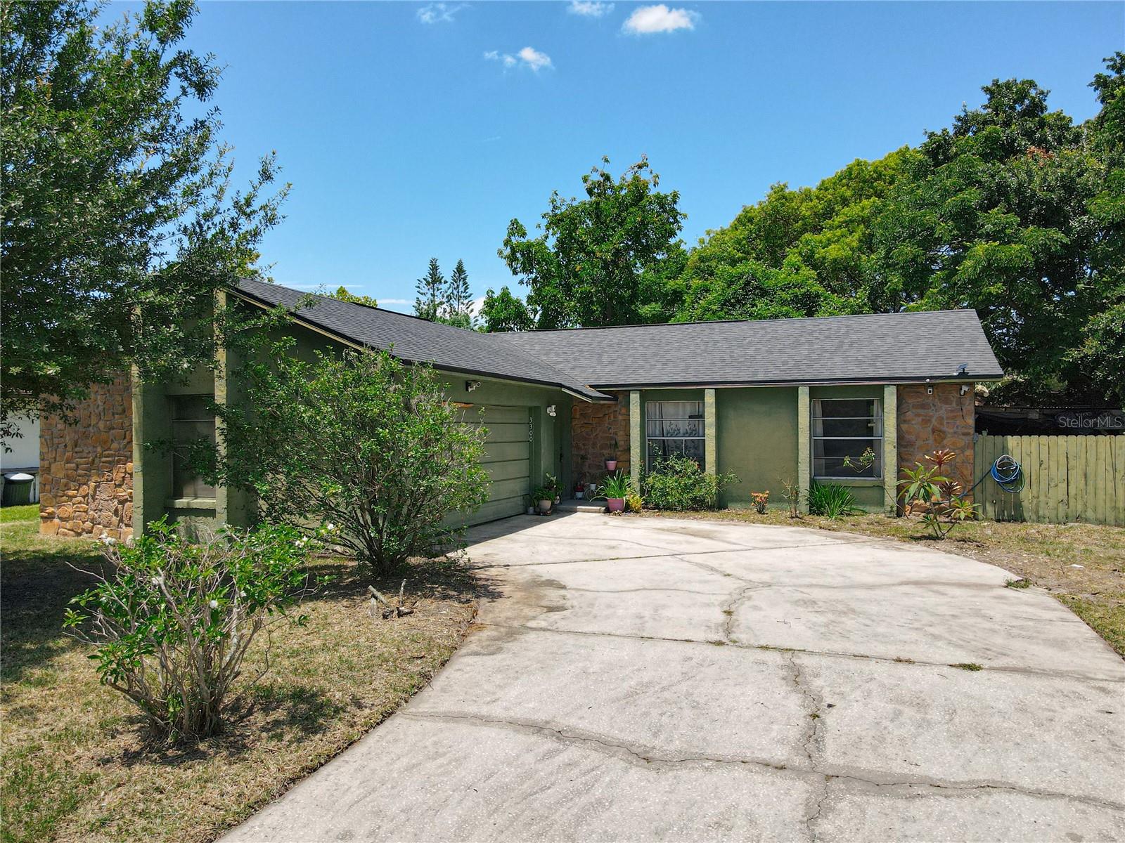 3300 GLEN VILLAGE COURT