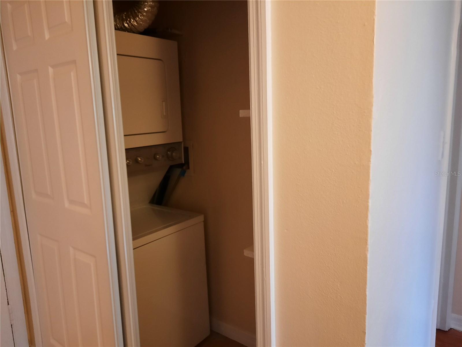 WATERFALL COVE - Residential Lease