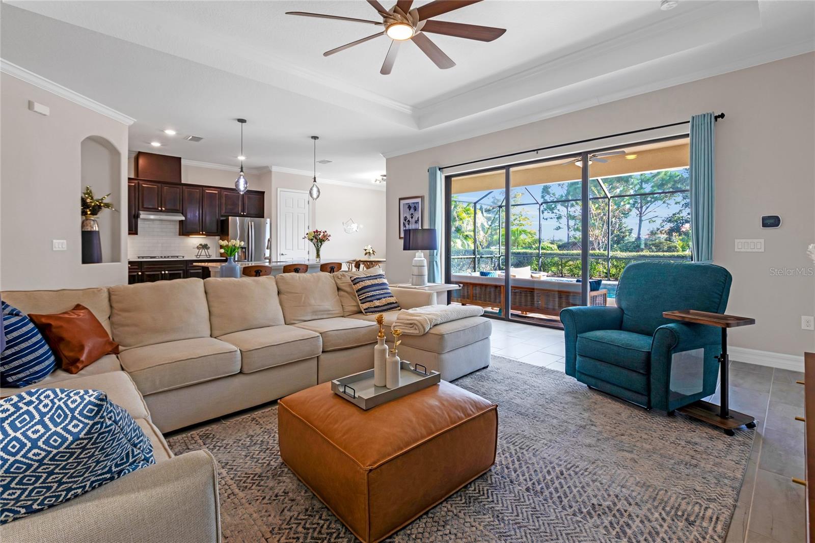 COUNTRY CLUB EAST AT LAKEWD RNCH YY1-4 - Residential