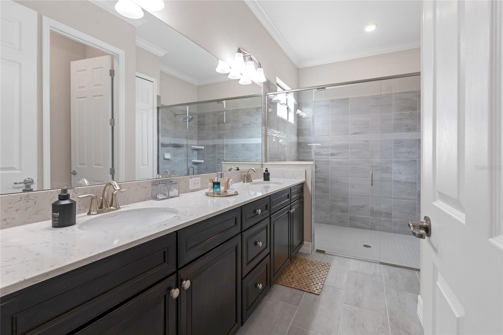 COUNTRY CLUB EAST AT LAKEWD RNCH YY1-4 - Residential