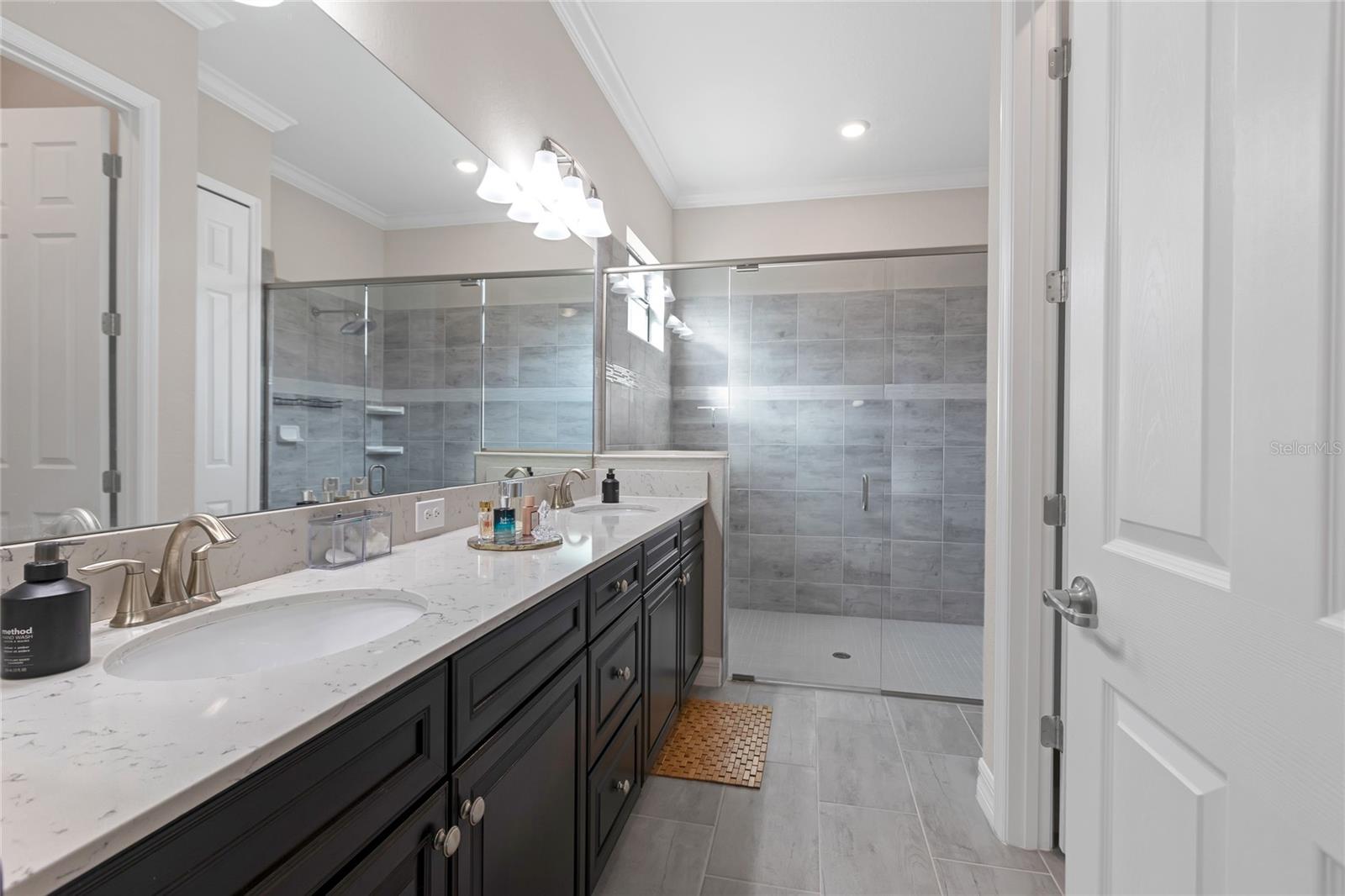 COUNTRY CLUB EAST AT LAKEWD RNCH YY1-4 - Residential