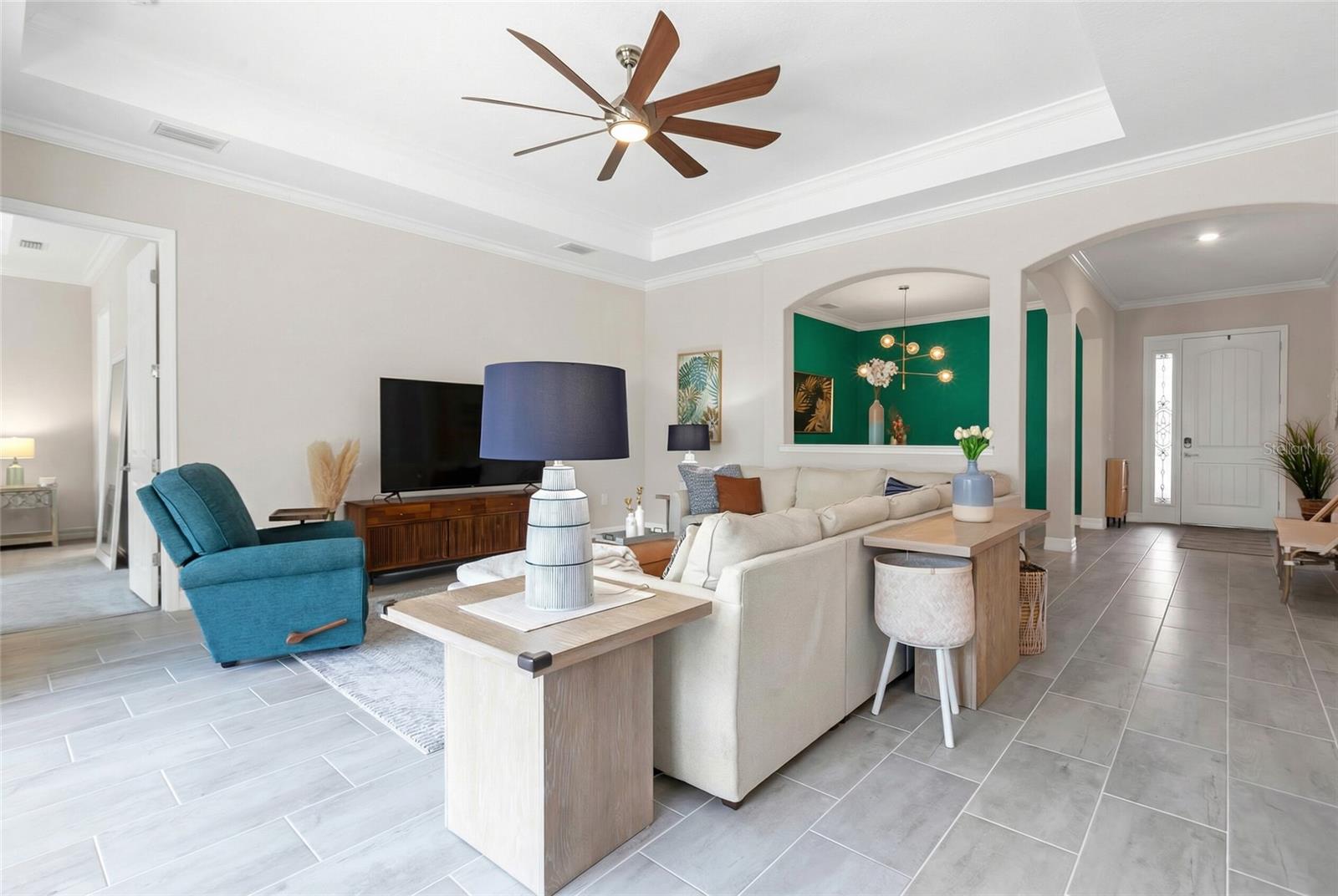 COUNTRY CLUB EAST AT LAKEWD RNCH YY1-4 - Residential