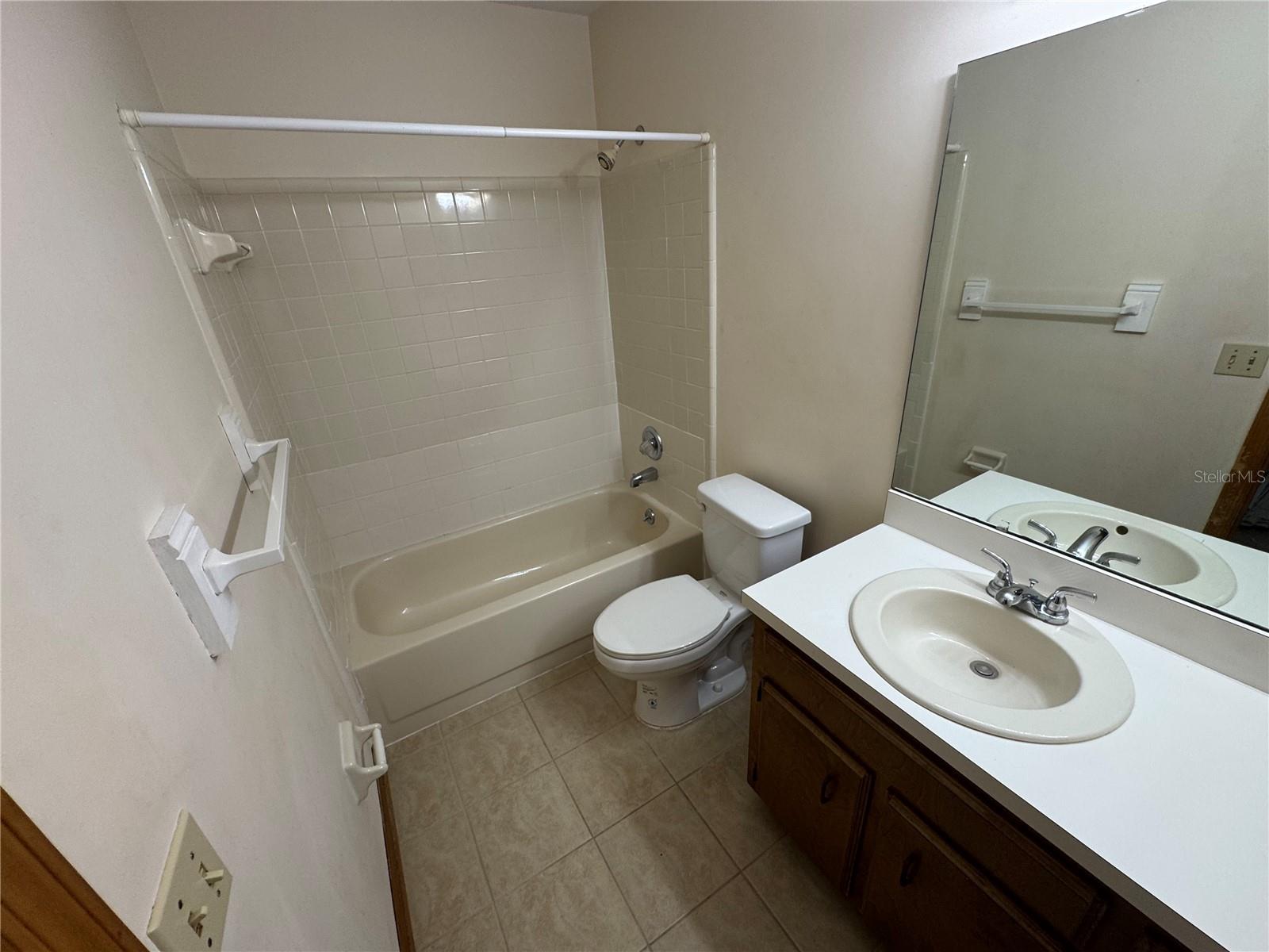 MILE RUN PH II UNIT B-2 - Residential