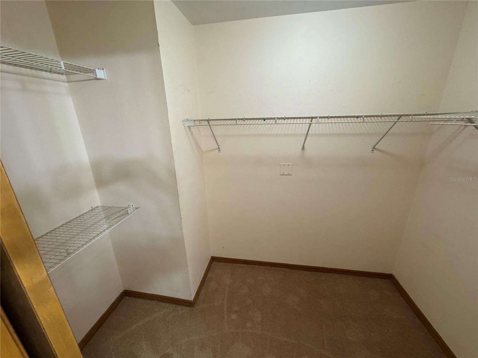 MILE RUN PH II UNIT B-2 - Residential