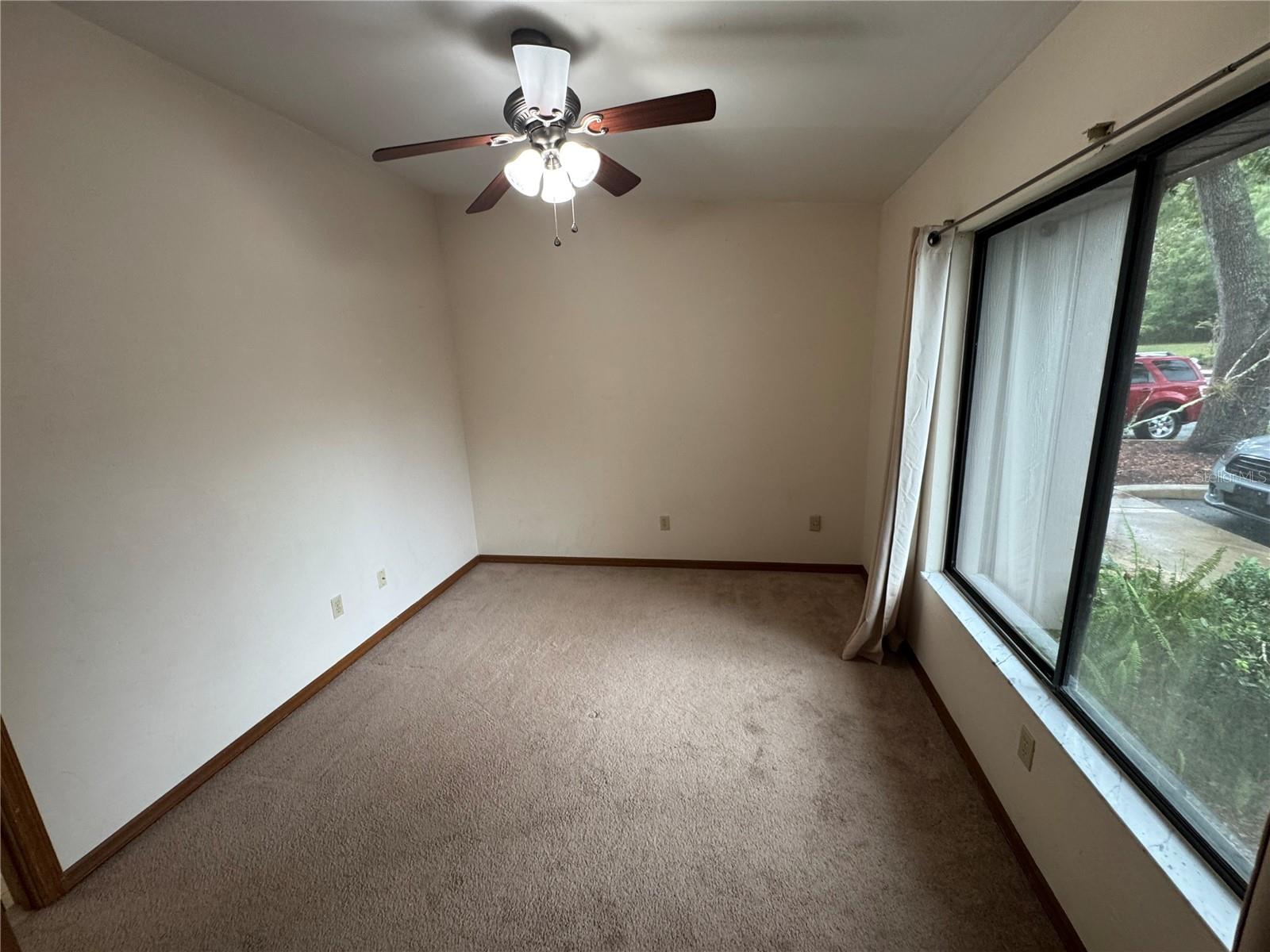 MILE RUN PH II UNIT B-2 - Residential