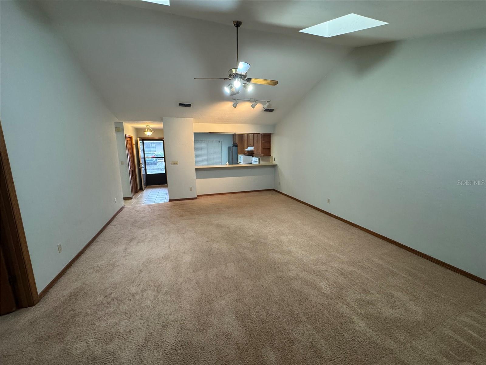 MILE RUN PH II UNIT B-2 - Residential