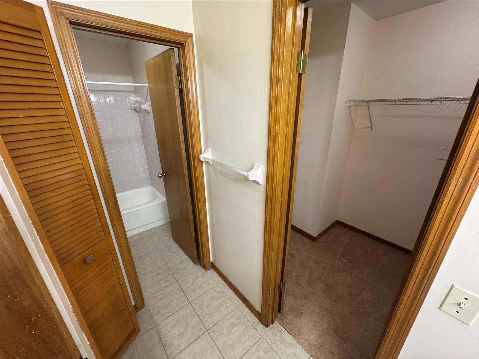 MILE RUN PH II UNIT B-2 - Residential