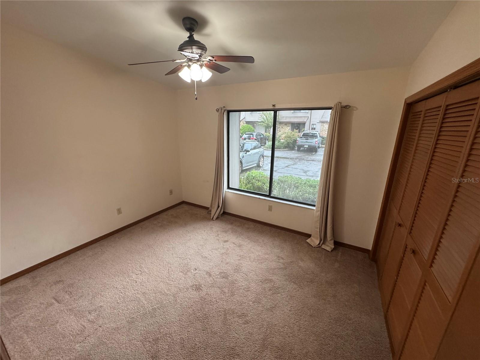 MILE RUN PH II UNIT B-2 - Residential