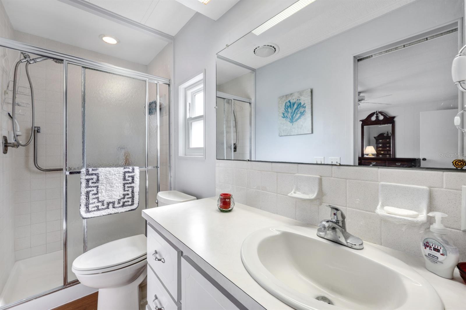 MAPLE LEAF ESTATES - Residential