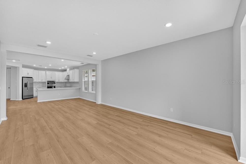 6932 PRAIRIE OAK WAY