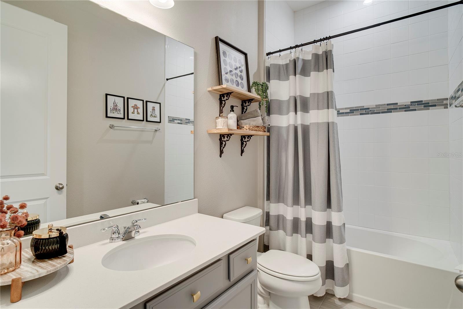 SANCTUARY/HAMLIN - Residential