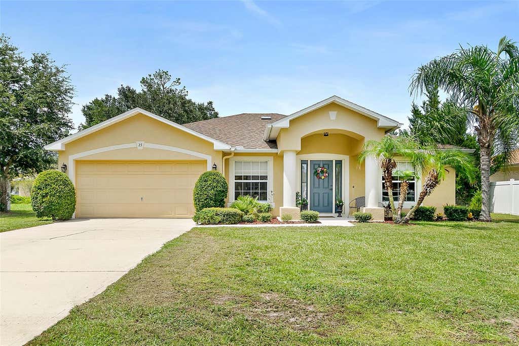 Photo of 23 Llewellyn Trail, Palm Coast, FL 32164 (MLS # FC320213)
