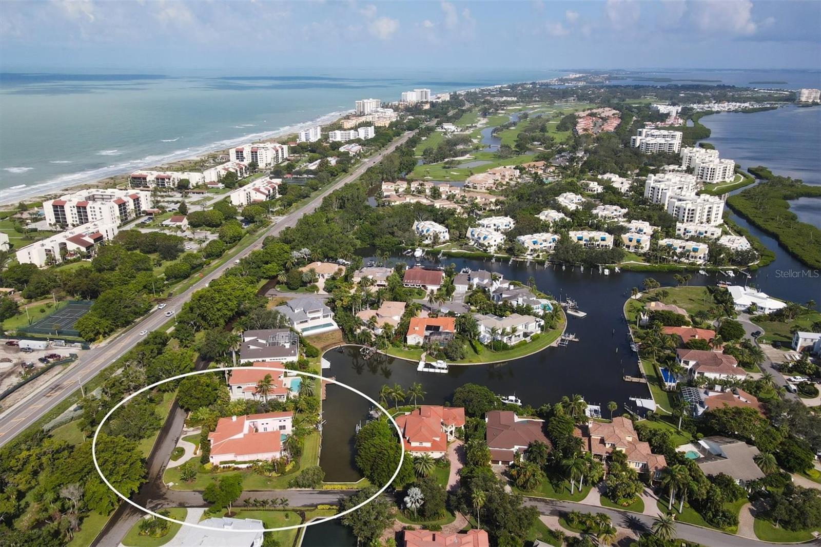 BAY ISLES - Residential