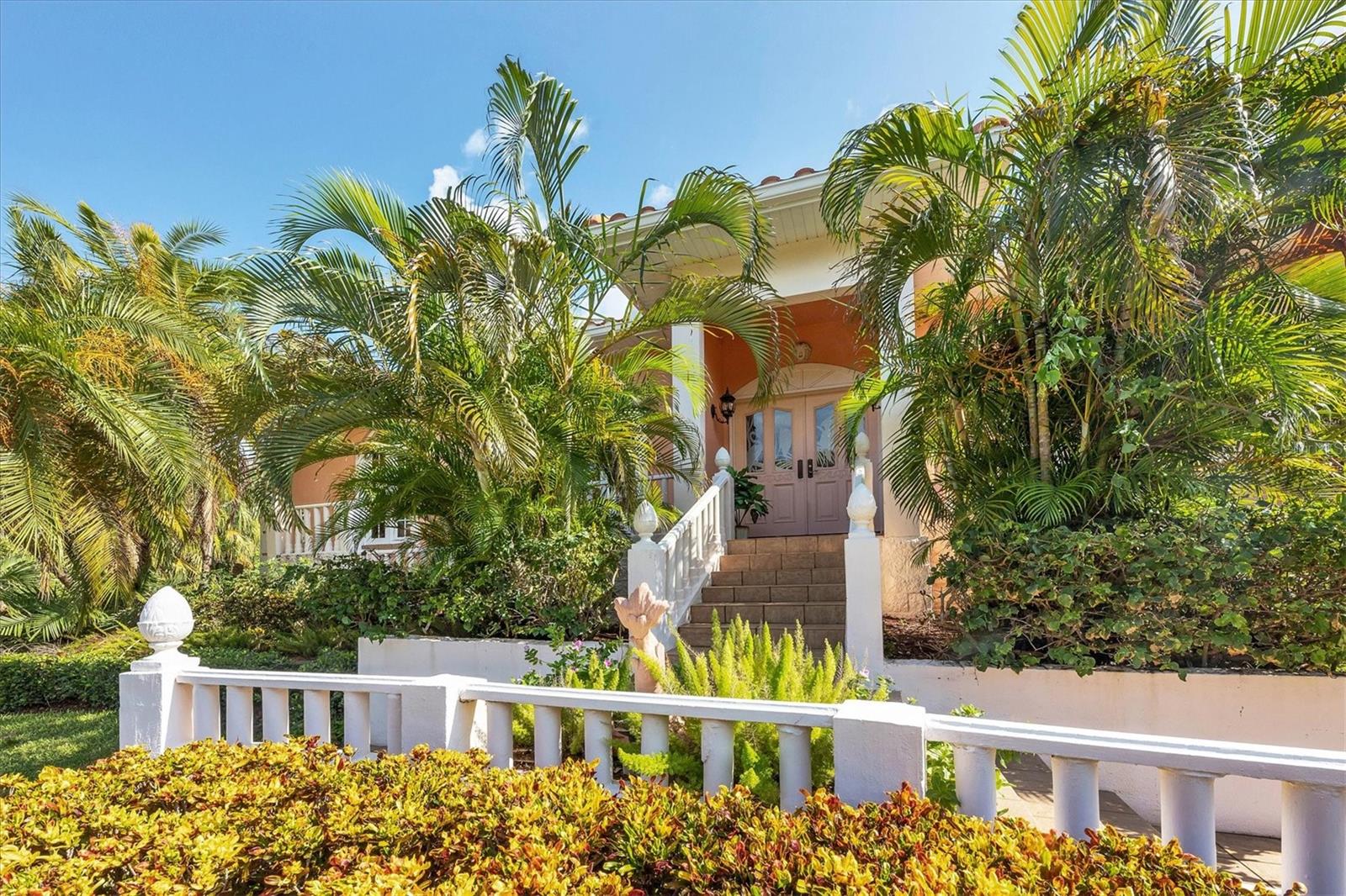 BAY ISLES - Residential