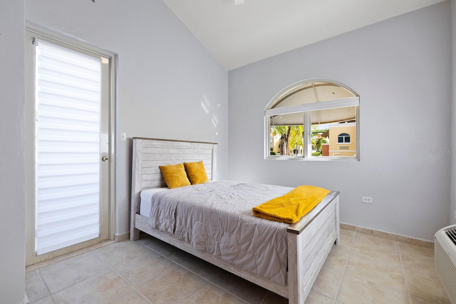 AQUABELLA - Residential