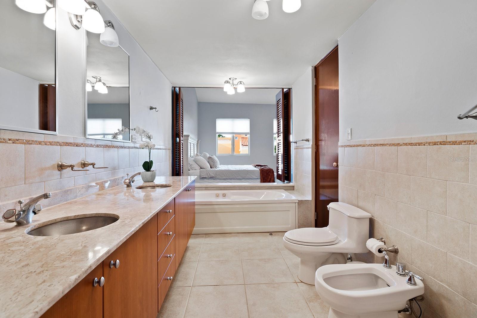 AQUABELLA - Residential