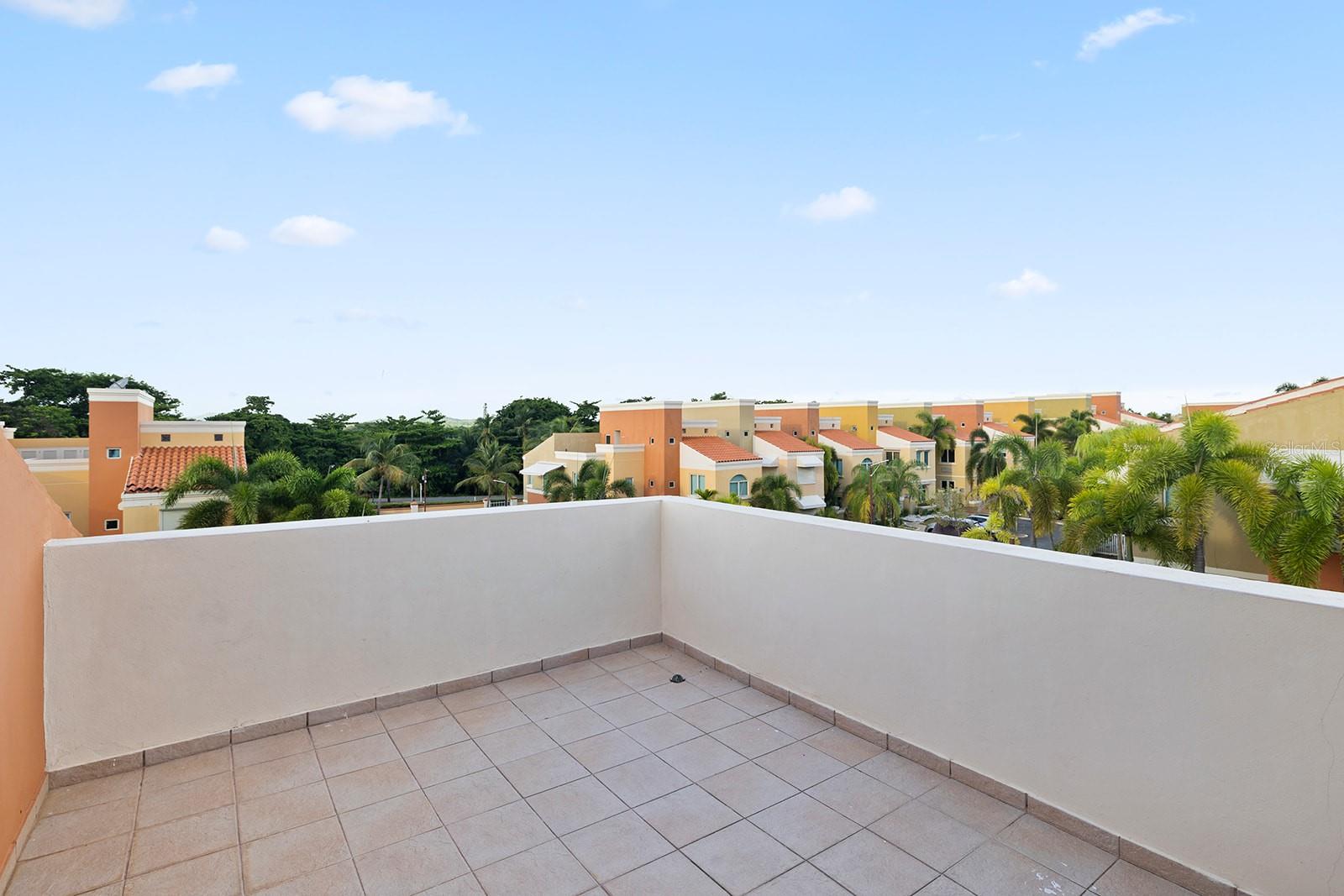 AQUABELLA - Residential