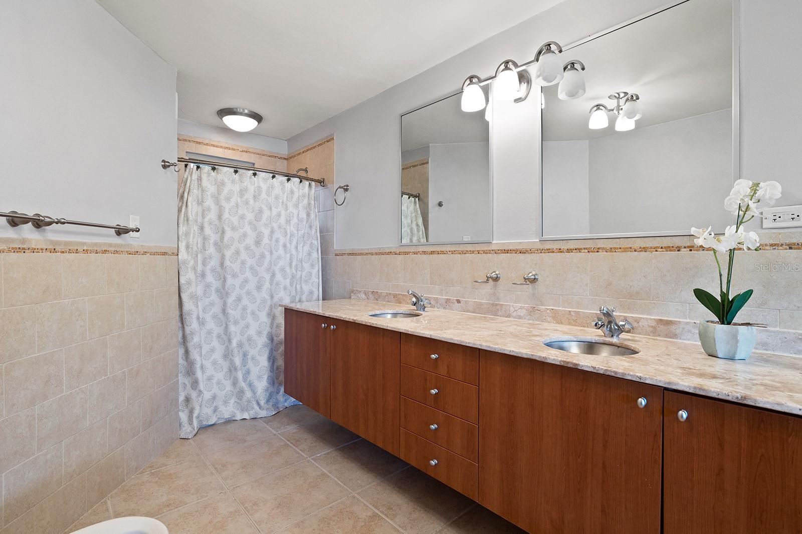 AQUABELLA - Residential