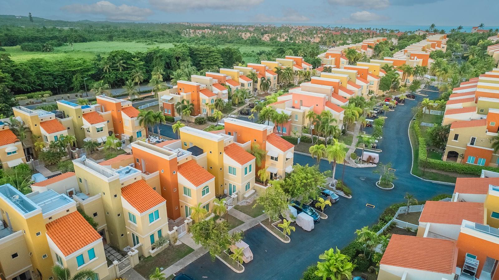 AQUABELLA - Residential